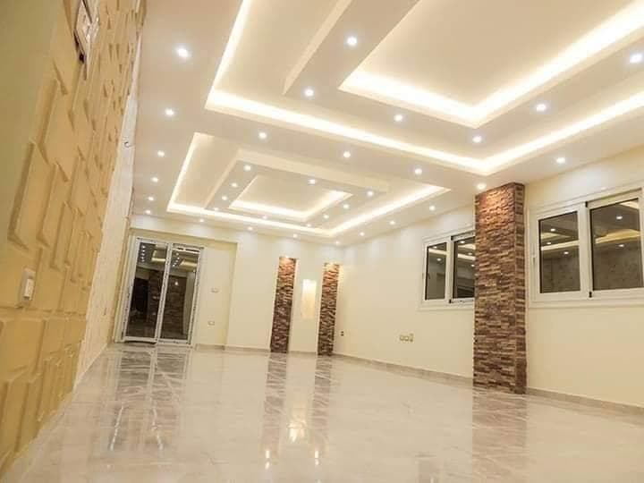 Rénovation intérieure luxe - Faux plafond moderne avec éclairage LED