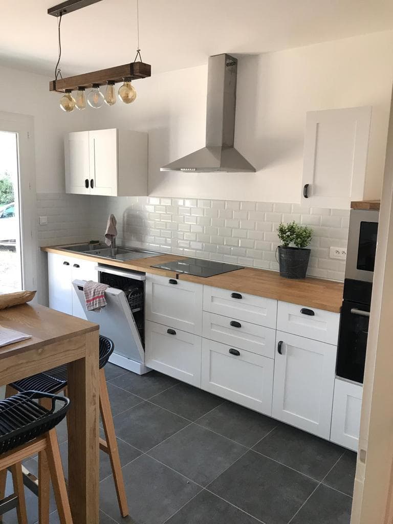 Douche italienne luxe - Carrelage design et niches murales intégrées