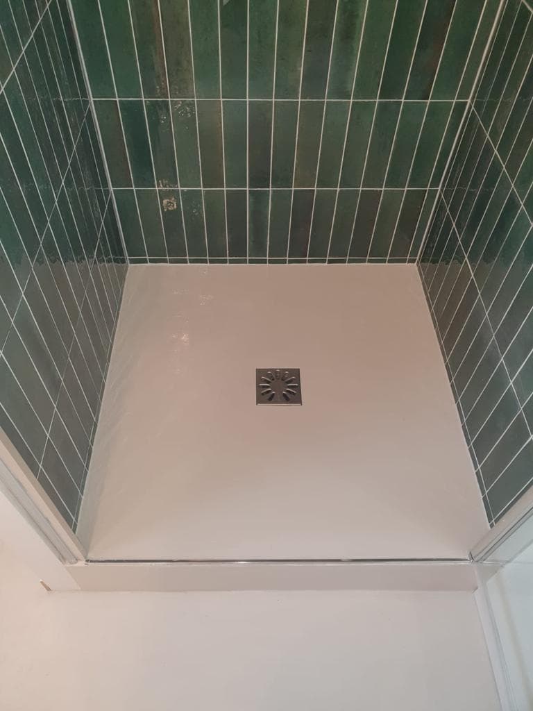 Dressing sur-mesure - Placard bois intégré avec éclairage