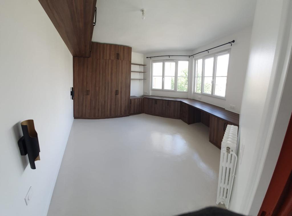 Rénovation appartement avec cuisine ouverte - Aménagement moderne et lumineux